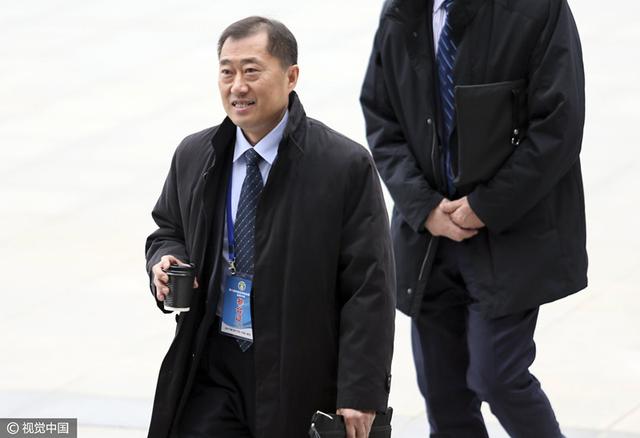 该片主要讲述了孩子被拐六年的崔大陆、被前夫卖掉女儿的李红樱和孩子被拐至死的赵子山，三人因一桩交易而彼此牵连，相遇在寻 本·韦肖新剧曝光 聚焦妇产科男医生私密日记 2020-06-15 本·韦肖将主演BBC和AMC合作的剧情喜剧《会很疼的》(This Is Going to Hurt，暂译)。