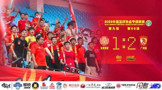Angelababy探班黄晓明为其庆生 机不离手频蜜语 2013-11-14 11月13日在上海，Angelababy出现在虹桥机场，由于当天正是男友黄晓明的生日，独自前来的baby极有可能是为了与黄晓明庆祝生日而来到上海。