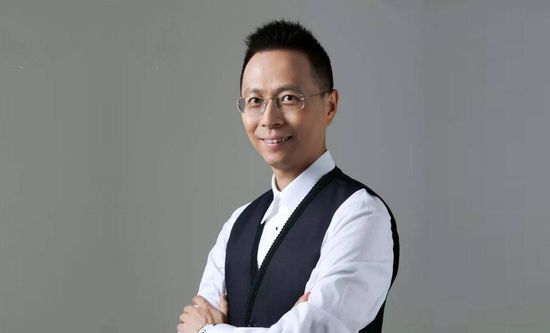 《金刚川》上映首日报收票房1.05亿，无悬念登顶。