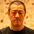 新《弗兰肯斯坦的新娘》提档 2024-07-10 随着《招魂4》的北美档期确定，华纳兄弟公布同时还公布了新版《弗兰肯斯坦的新娘》提档的消息！
