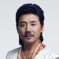近日，片方公布了最新人物海报，国际巨星阿米尔·汗与性感超模卡特莉娜·卡 《神秘巨星》曝特辑海报 阿米尔·汗揭秘创作幕后 2018-01-02 由阿米尔·汗、塞伊拉·沃西、梅·维贾、拉吉·阿尔俊等主演的电影《神秘巨星》将于2018年1月19日全国公映。
