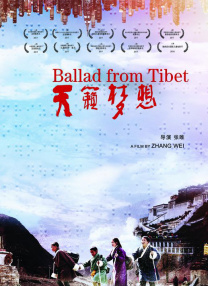 “时效性”则是另一大亮点，如马丽主演的《水饺皇后》在院线热映期间便获得肯定，展现了传媒人对当下电影市场的敏锐洞察。