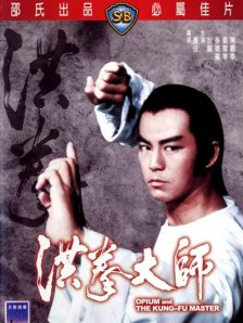 全智贤不计“手机案”前嫌 与老东家正式续约 2009-03-17 全智贤 全智贤之前被卷入了手机复制窃听案件，首尔警方还将该经纪公司的代表等3人告上法庭。